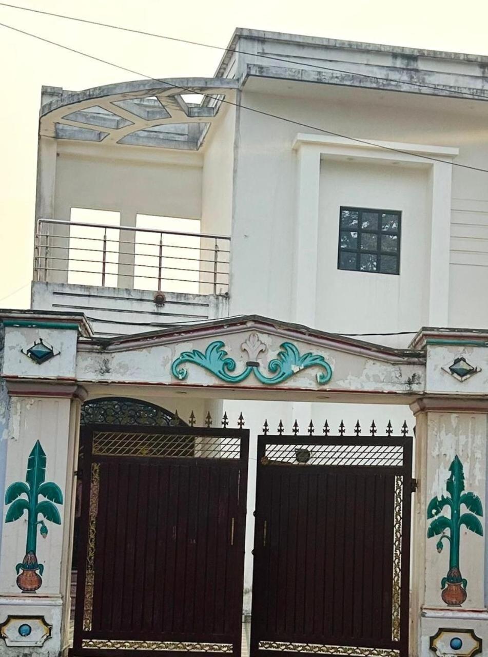 Jamuna Kunj Varanasi Luaran gambar